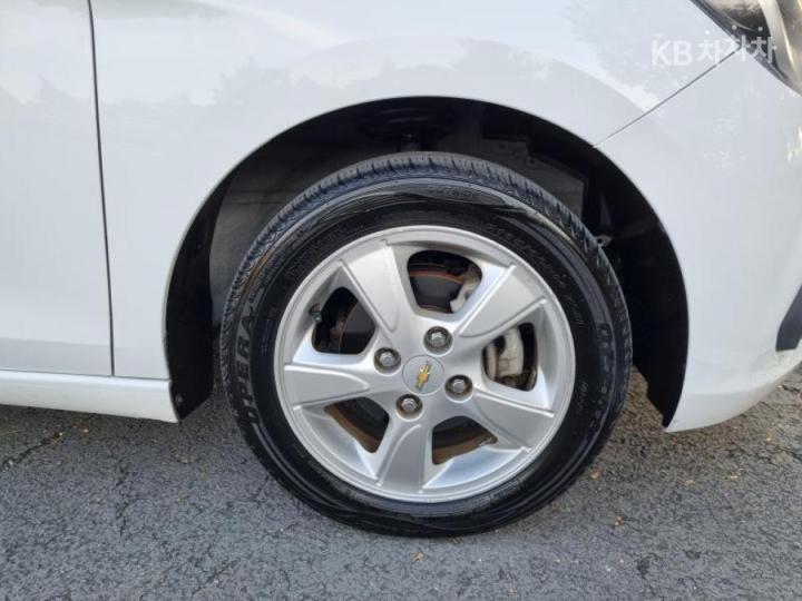 Chevrolet Spark The Next LT Plus 10