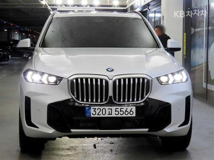 BMW X5 — miniaturë 2