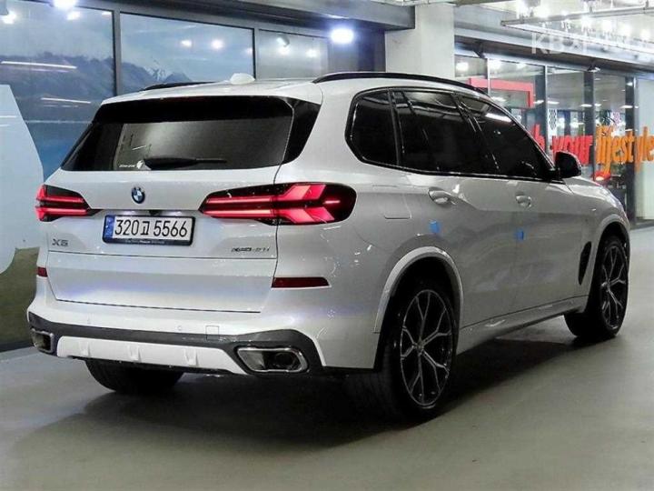 BMW X5 — miniaturë 4