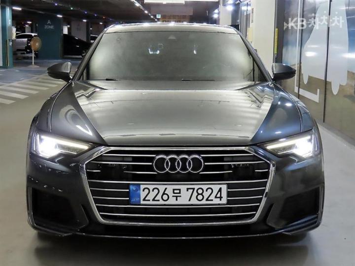 Audi A6 C8 45 TFSI Premium 3