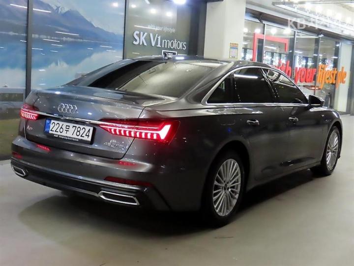 Audi A6 C8 45 TFSI Premium 5