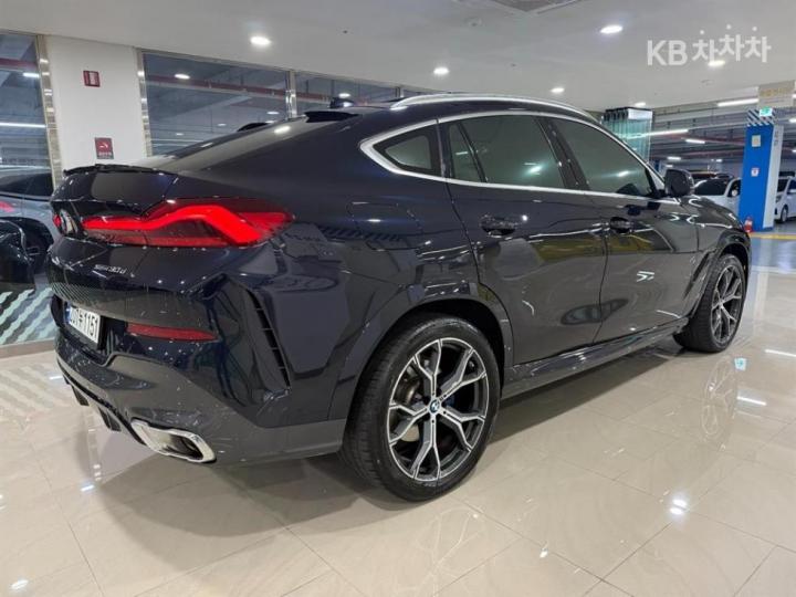 BMW X6 G06 xDrive 30d M Sport 5