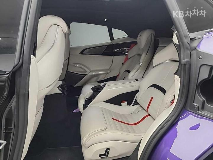 Ferrari Purosangue 6.5 V12 Basic - фото 12