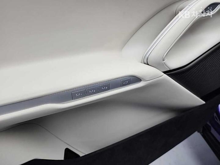 Ferrari Purosangue 6.5 V12 Basic - фото 17