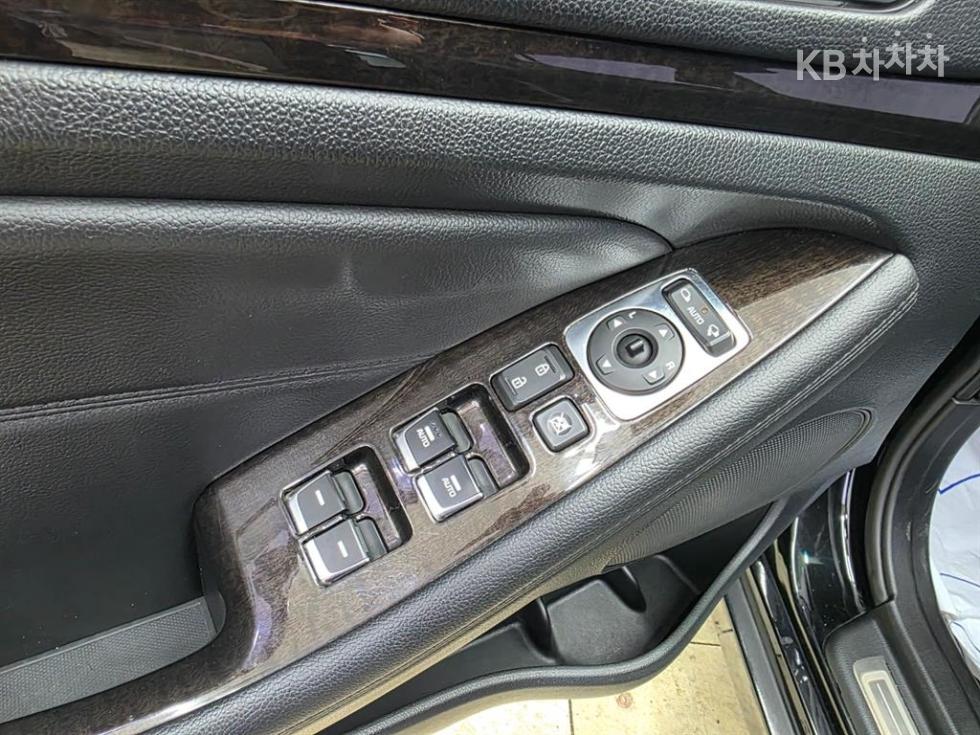2013 - kia k7
