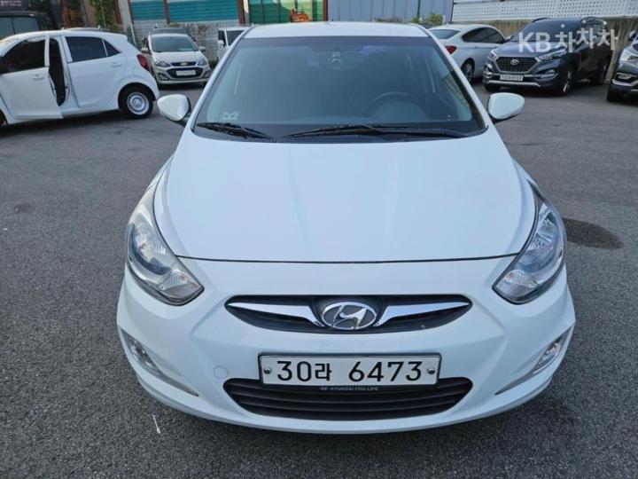 Hyundai Accent New 1.4 VVT Modern