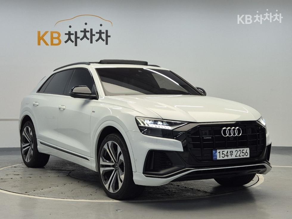 Audi Q8 — miniaturë 4