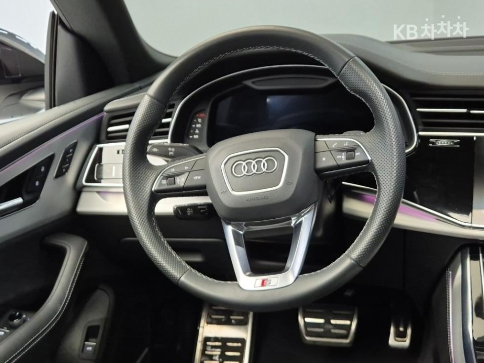 Audi Q8 — miniaturë 9