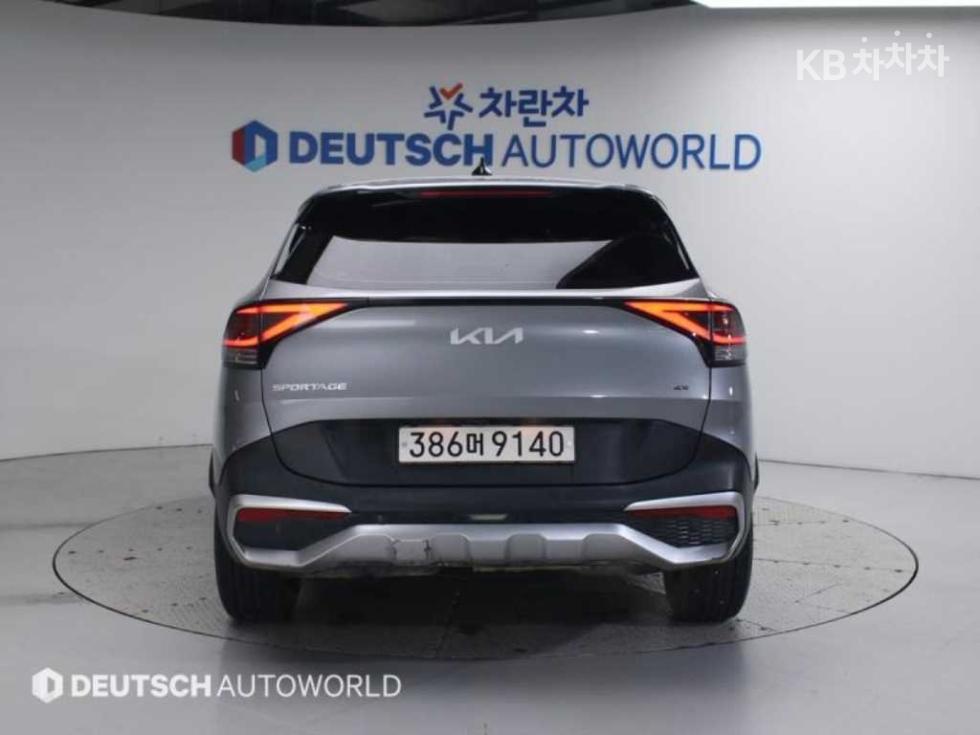 2022 - kia sportage