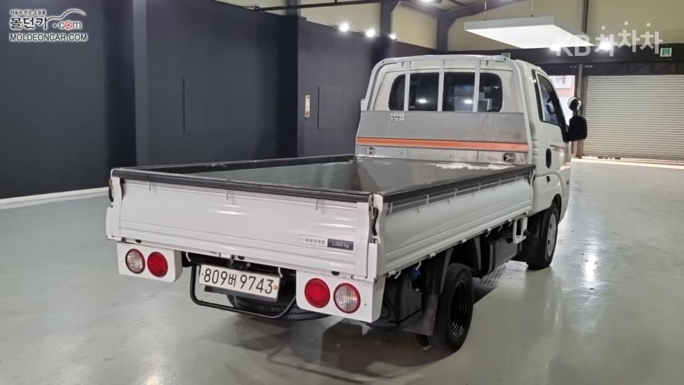 2022 - kia bongo iii