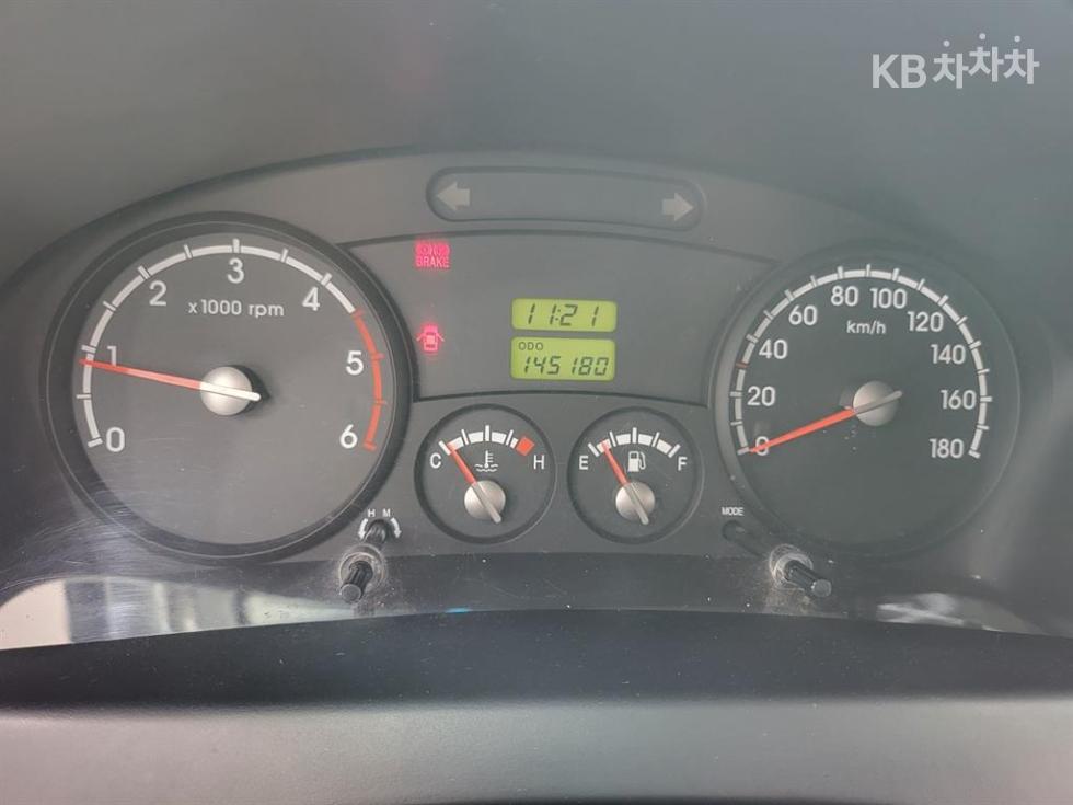 2011 - kia bongo iii