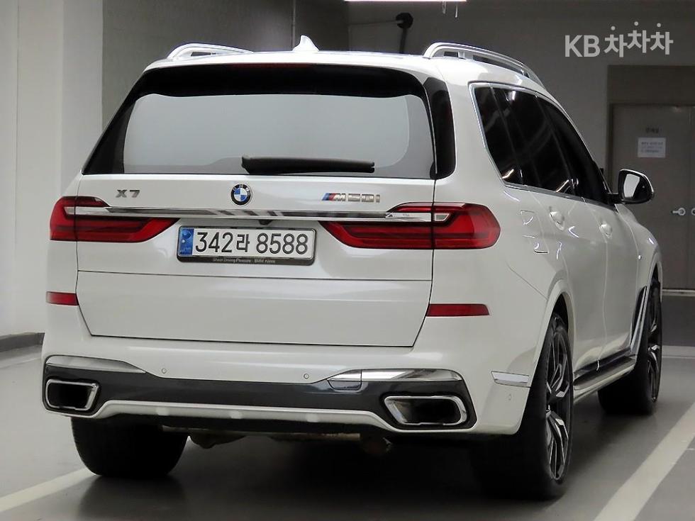 BMW X7 — miniaturë 4