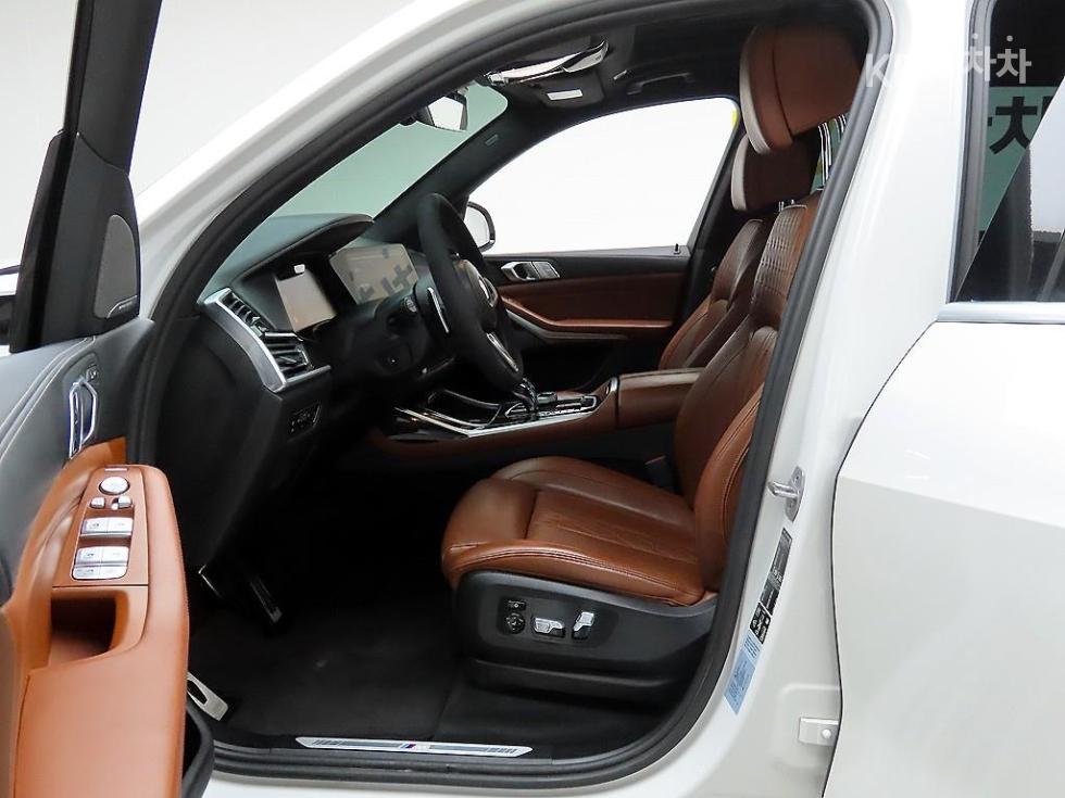 BMW X7 — miniaturë 12