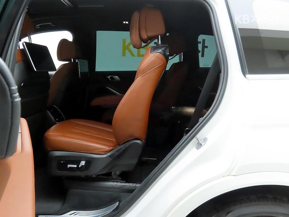 BMW X7 — miniaturë 13
