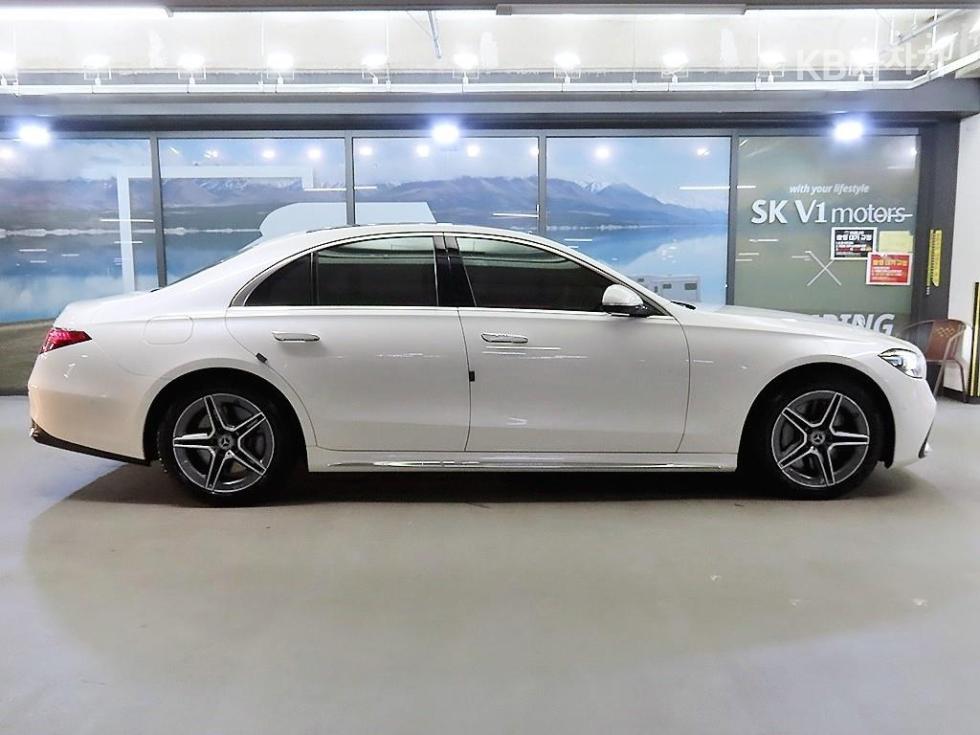 Mercedes-Benz S-klasse — miniaturë 3