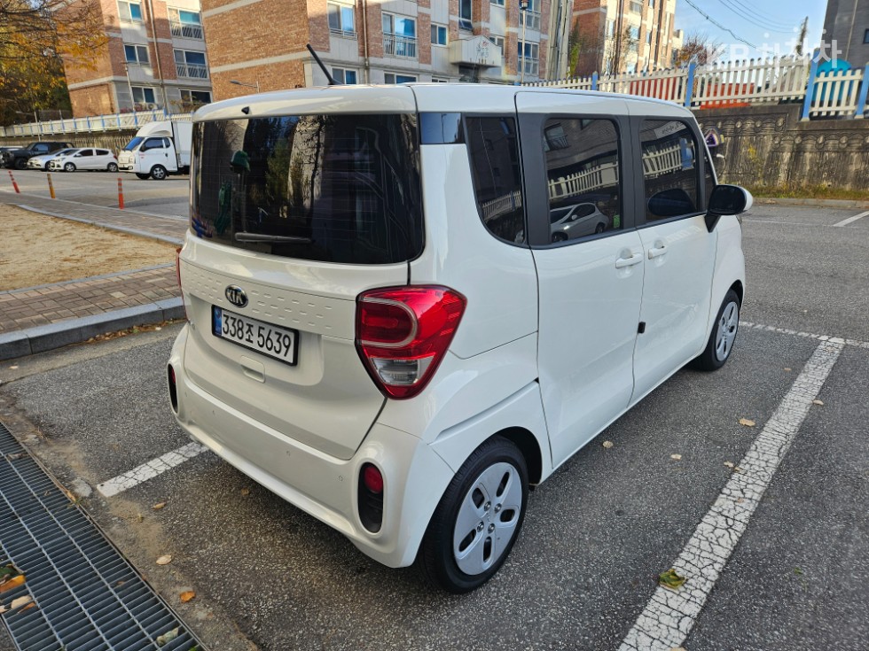 2021 - kia ray
