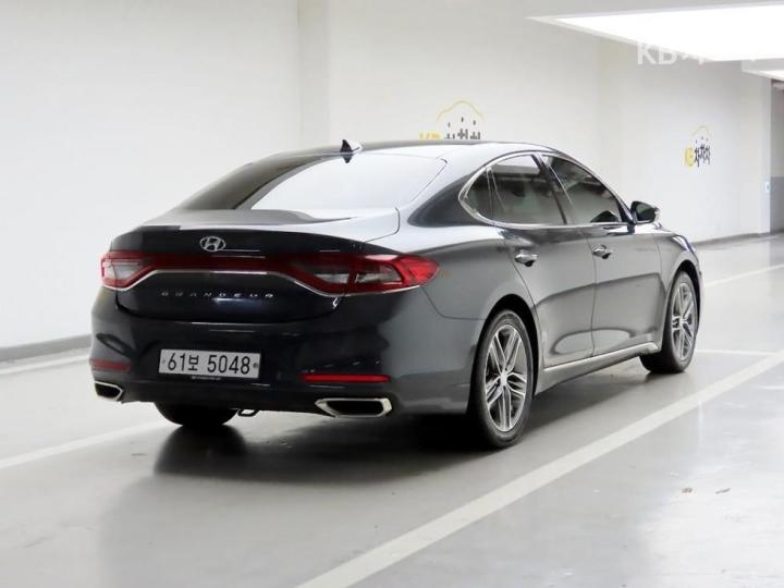 Hyundai Grandeur — miniaturë 4