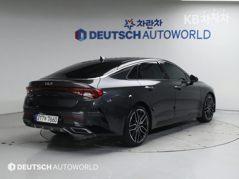 2023 - kia k5