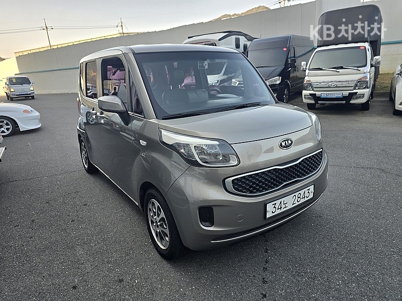 2012 - kia ray