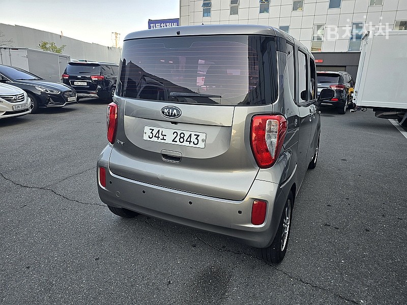 2012 - kia ray