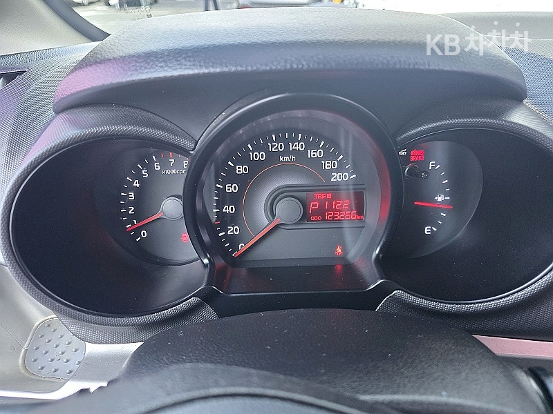2012 - kia ray