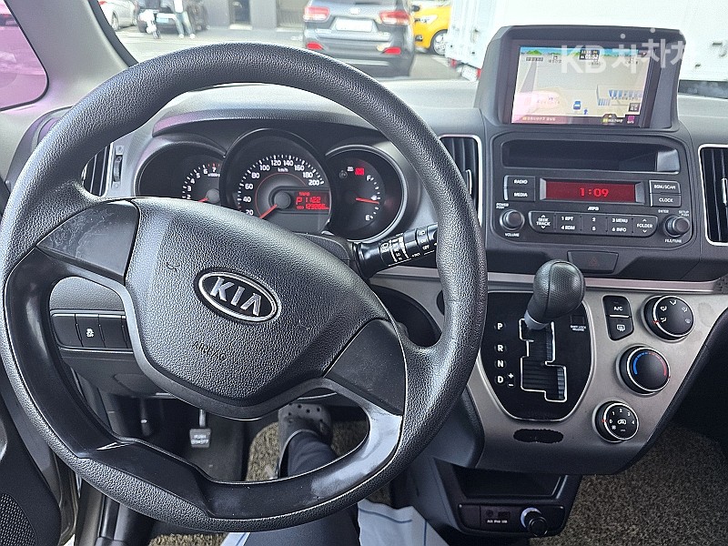 2012 - kia ray