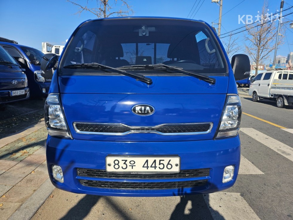 2022 - kia bongo iii