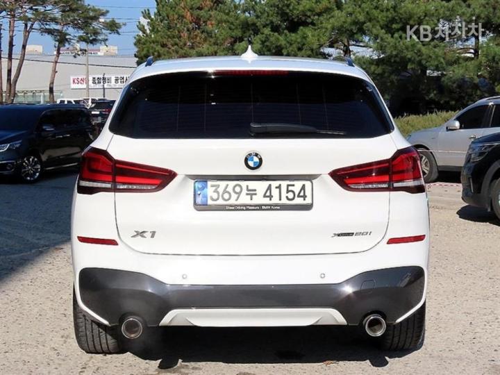 BMW X1 F48 xDrive 20i M Sport Package 5