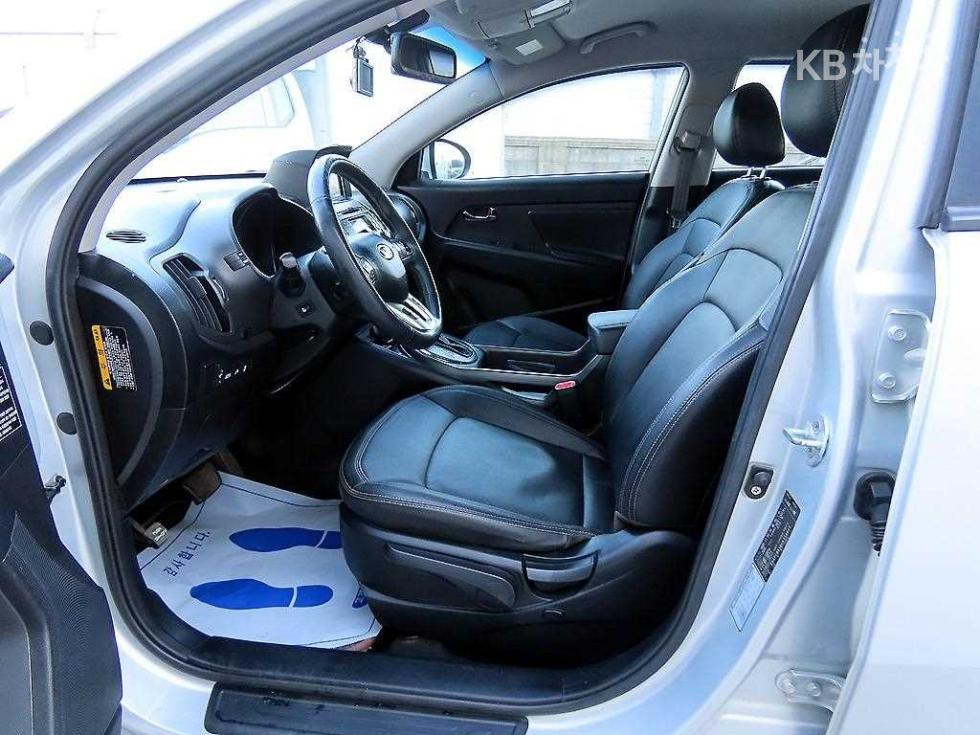 2012 - kia sportage