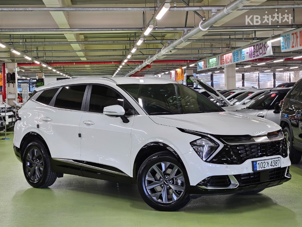 2022 - kia sportage