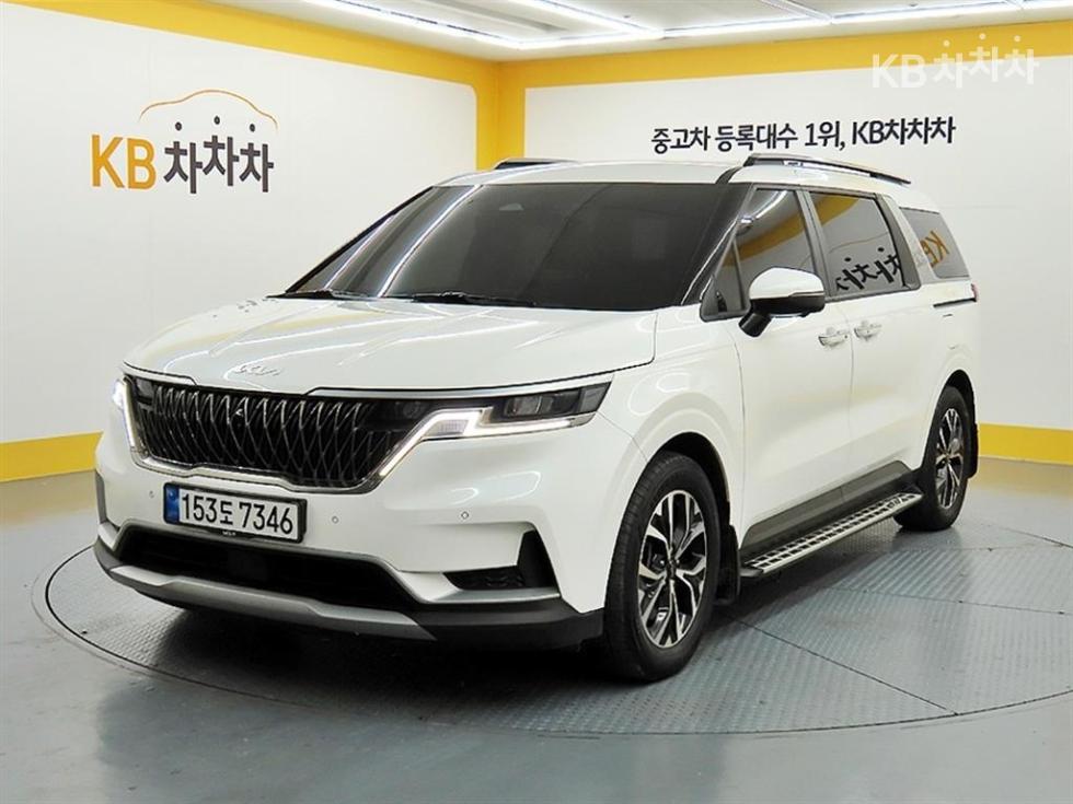 2023 - kia carnival