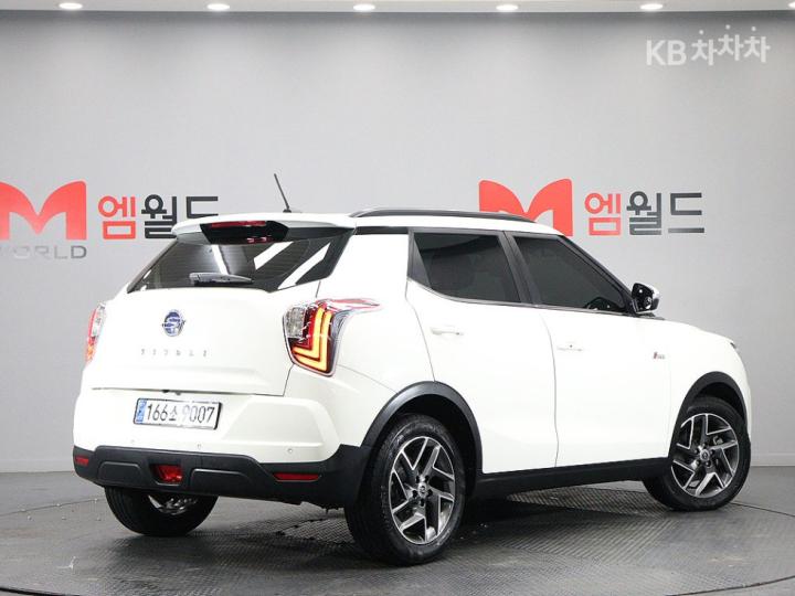 KG Mobility (Ssangyong) Tivoli Gasoline V3 2WD Base Type 4