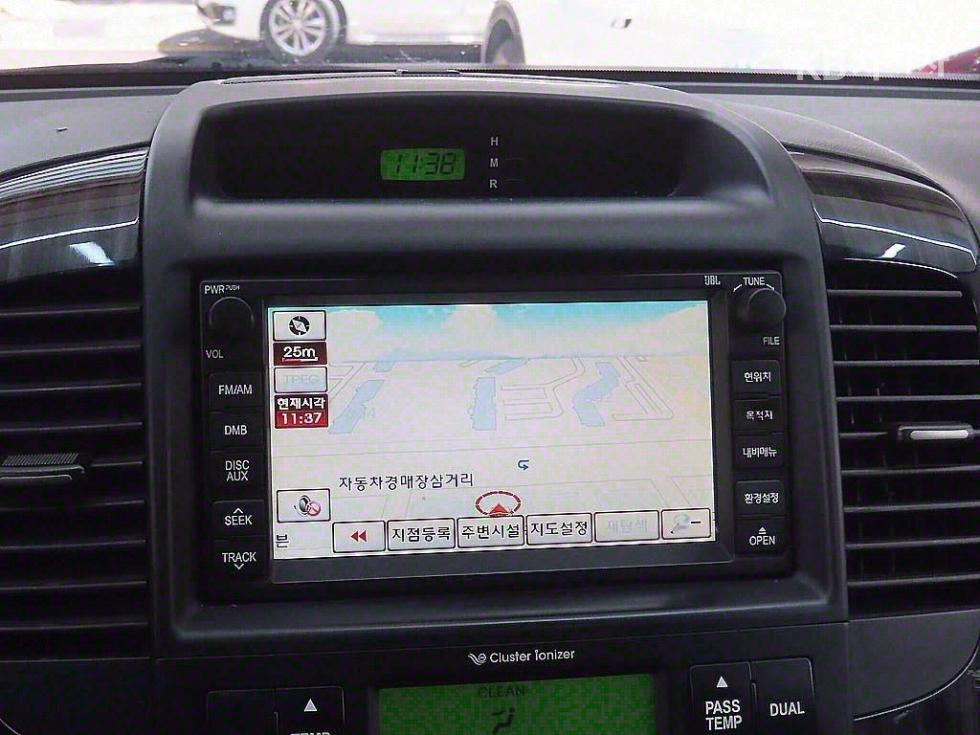 2012 - kia carnival