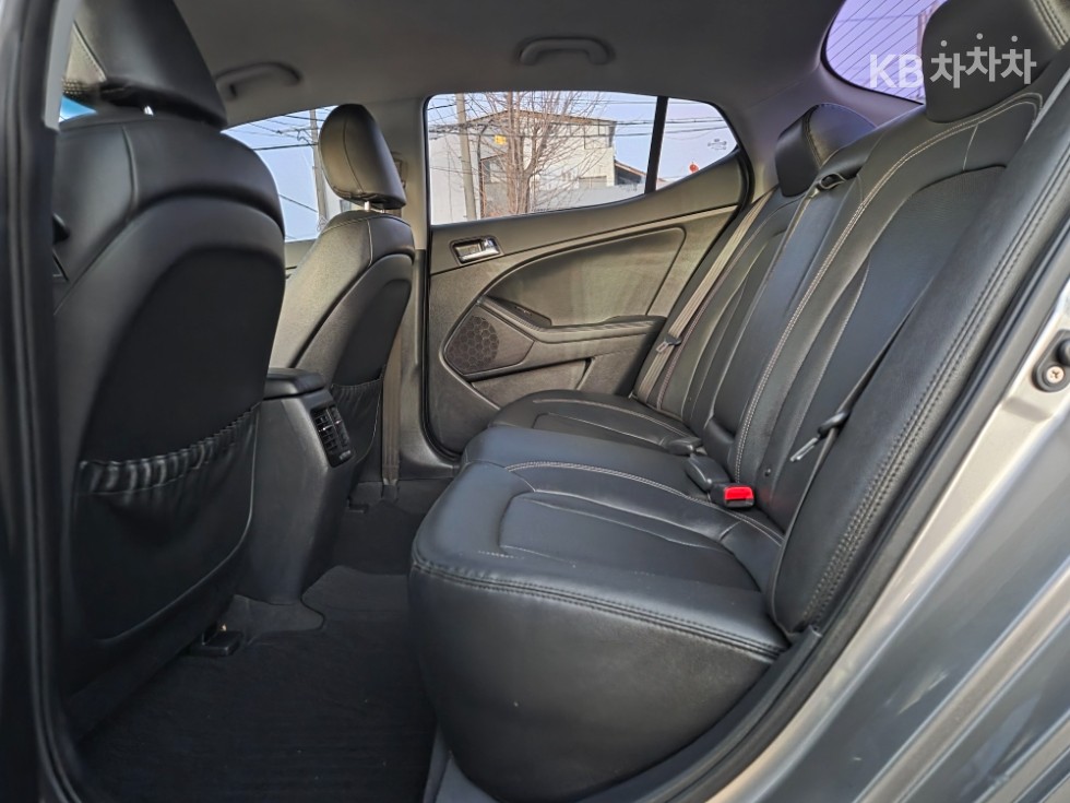 2011 - kia k5