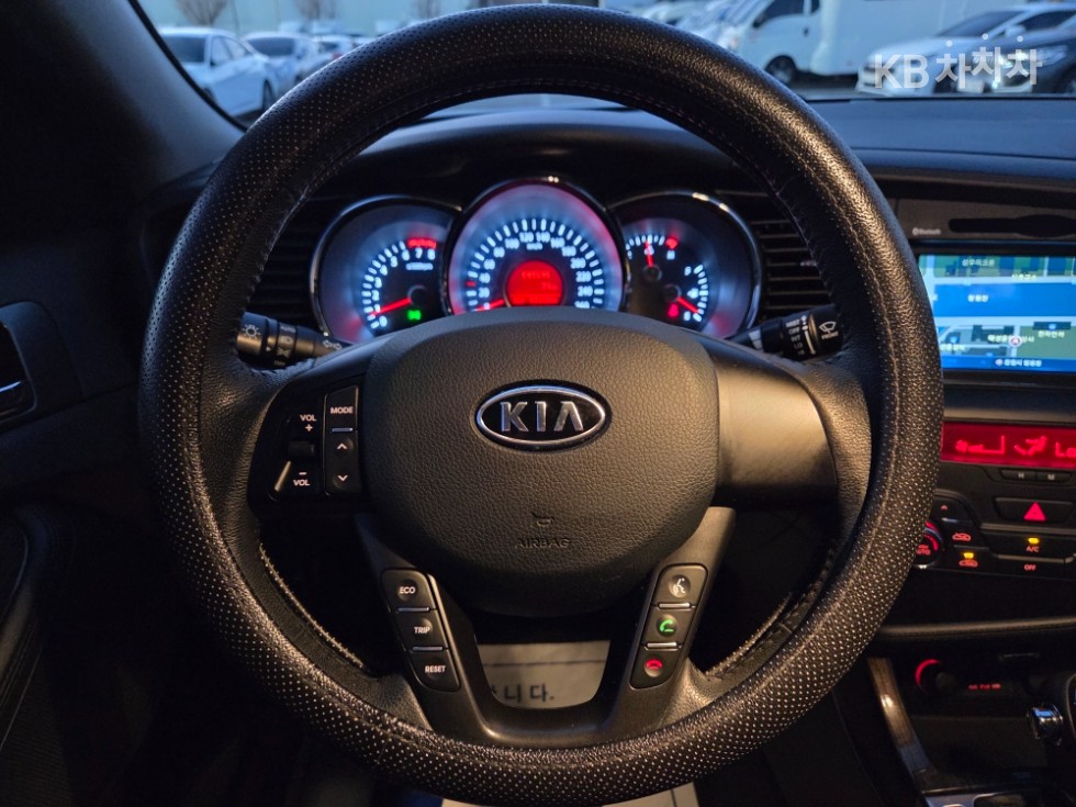 2011 - kia k5