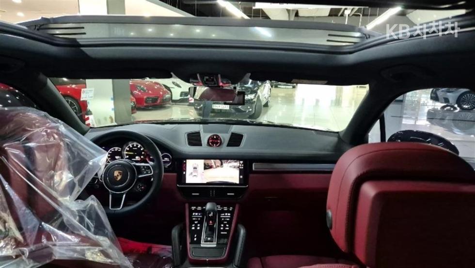 Porsche Cayenne — miniaturë 7