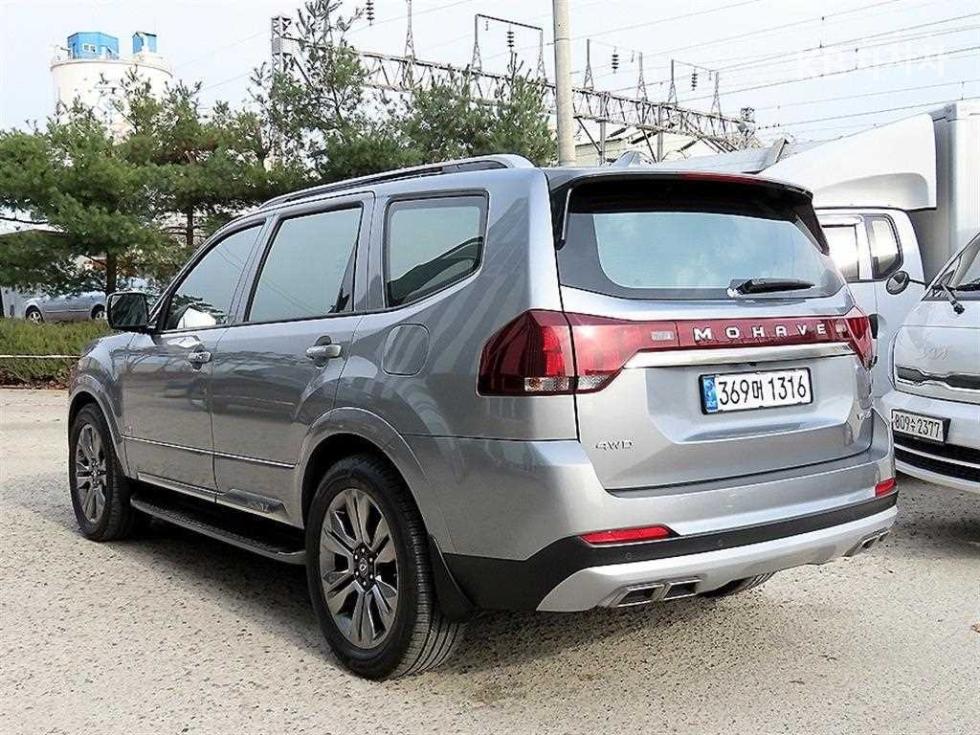 2021 - kia mohave