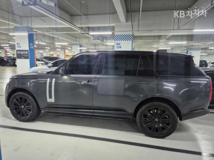 Land Rover Range Rover L460 P530 Autobiography LWB 4