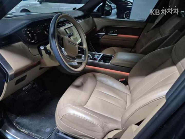 Land Rover Range Rover L460 P530 Autobiography LWB 6