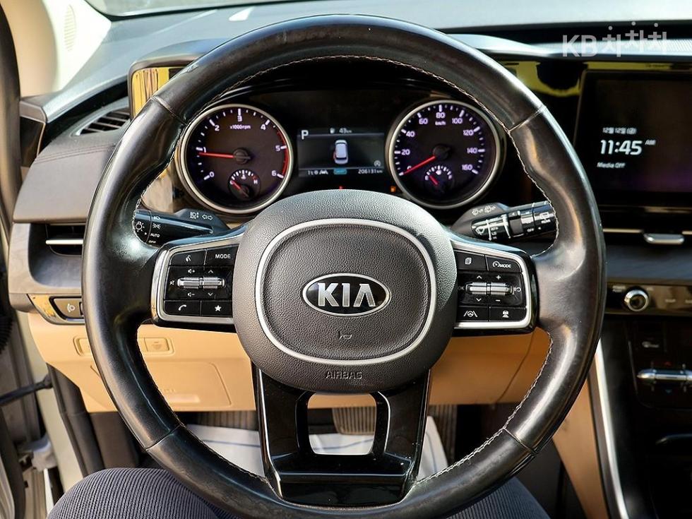 2021 - kia carnival