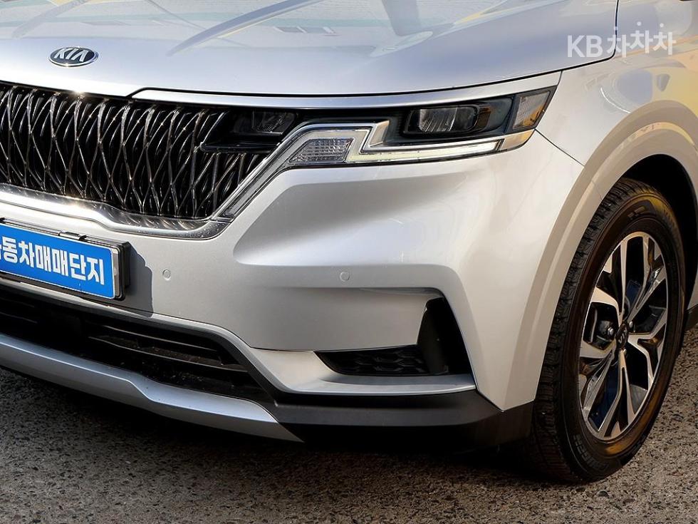2021 - kia carnival