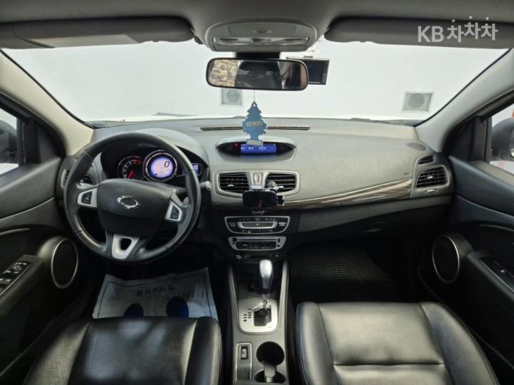 Renault SM3 New LE Base Type 8
