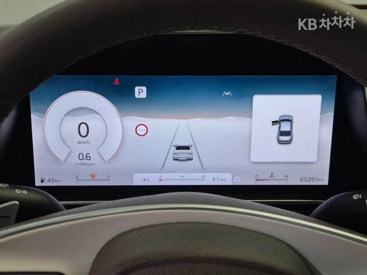 Genesis G90 RS4 3.5T AWD Base Type 7