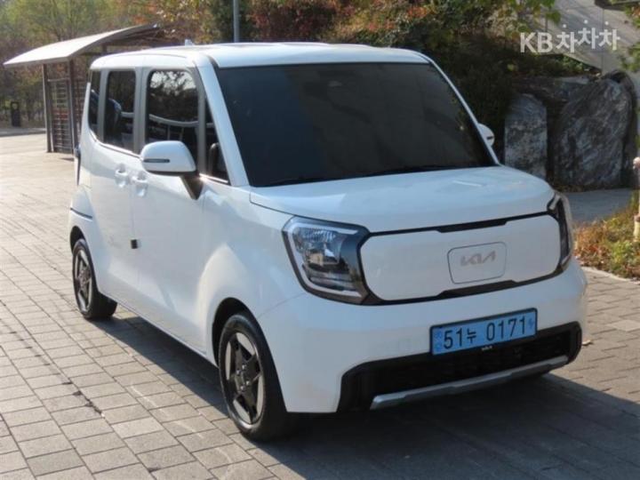 Kia Ray EV Air - фото 2