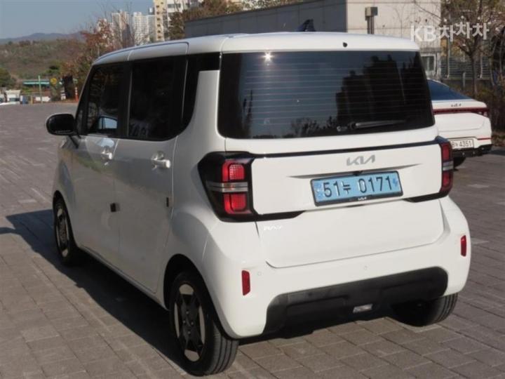 Kia Ray EV Air - фото 4