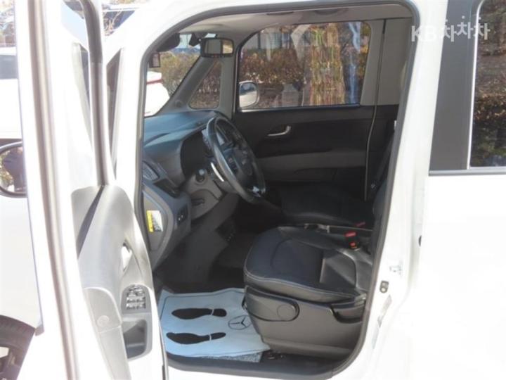 Kia Ray EV Air - фото 13