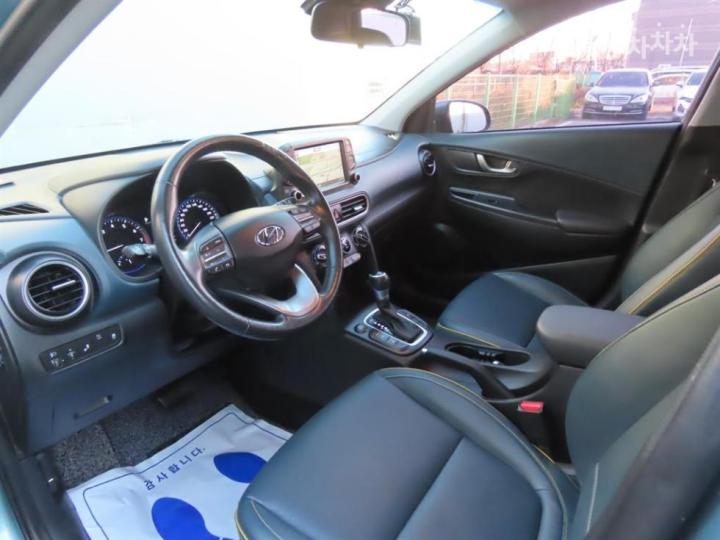 Hyundai Kona 1.6 Turbo Modern Tech 8