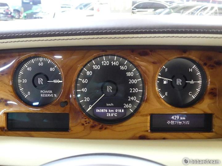 Rolls Royce Phantom 6.7 V12 7