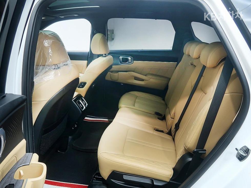 2022 - kia sorento