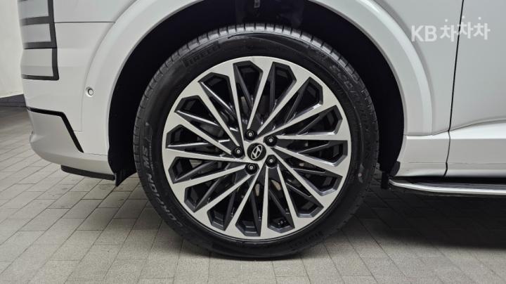 Hyundai Palisade The Hybrid 2.5 Gasoline Turbo 4WD Calligraphy 6